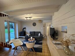 Pretty House 50m From the sea