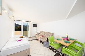 Grand Prestige Hotel