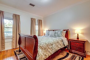 2 Mi to Fairhope Pier: Home w/ Large Yard!