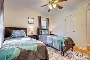 2 Mi to Fairhope Pier: Home w/ Large Yard!