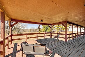 4 Mi to Lake Access: Pet-friendly Home in Bismarck