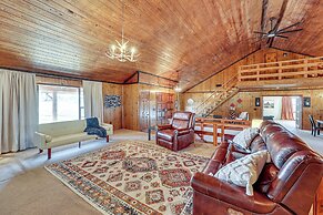 4 Mi to Lake Access: Pet-friendly Home in Bismarck