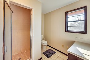 4 Mi to Lake Access: Pet-friendly Home in Bismarck