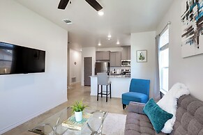 2 Mi to Downtown Temple: Pet-friendly Home w/ Yard