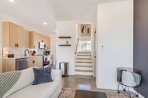 < 2 Mi to Dtwn: Modern Townhome in Knoxville