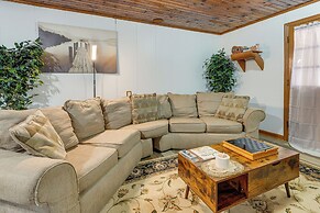 Deck & 2-acre Yard: Quiet Getaway in Crandall!