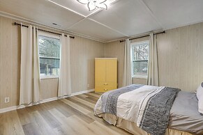 Deck & 2-acre Yard: Quiet Getaway in Crandall!