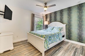 7 Mi to Gatorland: Retreat w/ Pool & Elliptical