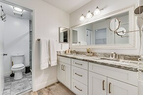 7 Mi to Gatorland: Retreat w/ Pool & Elliptical