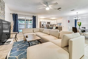 7 Mi to Gatorland: Retreat w/ Pool & Elliptical