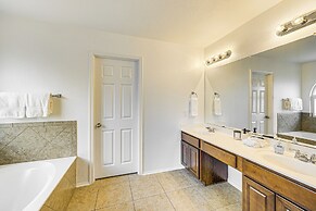 5 Mi to Randolph Afb: Spacious Cibolo Haven!