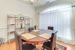 6 Mi to Southern Belle Farm: Home w/ Patio!