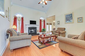 6 Mi to Southern Belle Farm: Home w/ Patio!