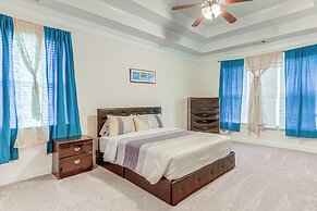 6 Mi to Southern Belle Farm: Home w/ Patio!