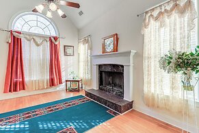 6 Mi to Southern Belle Farm: Home w/ Patio!