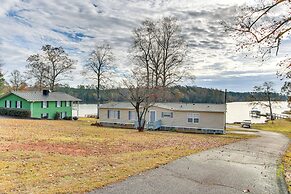 Saluda River Retreat w/ Boat Ramp & Water Views!
