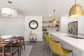 5 Mi to UT: Home w/ Outdoor Entertainment Area!