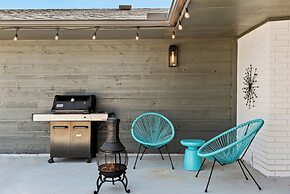 5 Mi to UT: Home w/ Outdoor Entertainment Area!