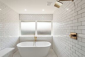 5 Mi to UT: Home w/ Outdoor Entertainment Area!