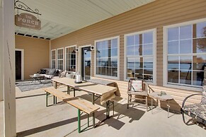 Waterfront Gem w/ Fire Pits & Dock in Georgetown