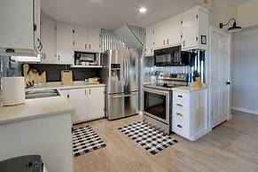 Waterfront Gem w/ Fire Pits & Dock in Georgetown