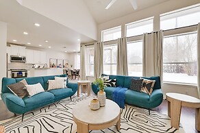 4 Mi to Dtwn: Family Home w/ Games in Frisco