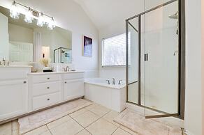 4 Mi to Dtwn: Family Home w/ Games in Frisco