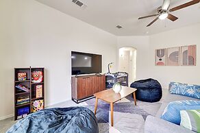 4 Mi to Dtwn: Family Home w/ Games in Frisco