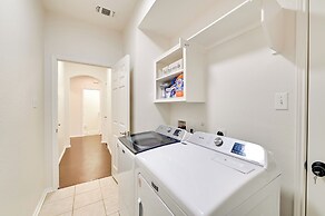 4 Mi to Dtwn: Family Home w/ Games in Frisco