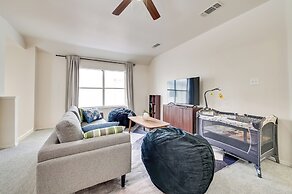 4 Mi to Dtwn: Family Home w/ Games in Frisco
