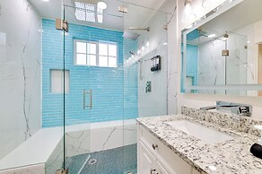 4 Mi to Dtwn: Family Home w/ Games in Frisco