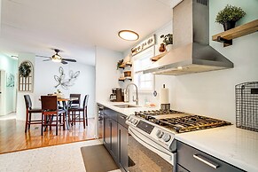 Half-mi to Lakemont Park: Family-friendly Home!