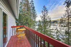 Boat, Fish, Swim: Lake Pend Oreille Gem w/ Deck!