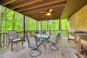 Nolin Lake Gem: Waterfront Retreat w/ Balcony!
