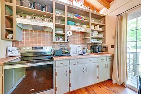 Nolin Lake Gem: Waterfront Retreat w/ Balcony!