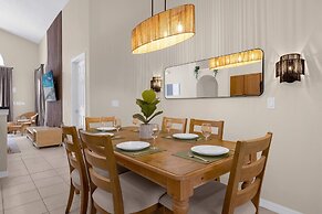 Upstay Dream Home w Private Pool Arcade Theme Rooms