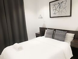 Splendid Apartments at Embassy Gardens