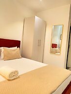 Splendid Apartments at Embassy Gardens