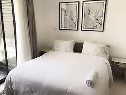 Splendid Apartments at Embassy Gardens