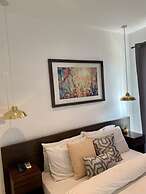 Splendid Apartments at Embassy Gardens