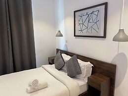 Splendid Apartments at Embassy Gardens