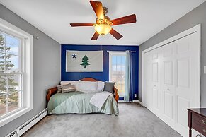 Serene 7br Haven By The Lake 7 Bedroom Home