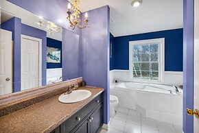 Serene 7br Haven By The Lake 7 Bedroom Home