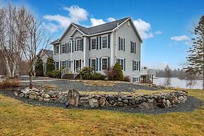 Serene 7br Haven By The Lake 7 Bedroom Home