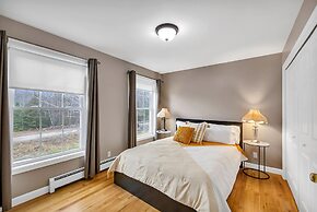 Serene 7br Haven By The Lake 7 Bedroom Home