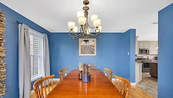 Serene 7br Haven By The Lake 7 Bedroom Home