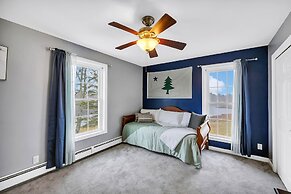 Serene 7br Haven By The Lake 7 Bedroom Home