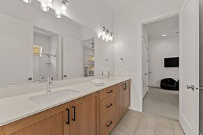 Villa #24 At Bloomington Country Club 4 Bedroom Townhouse