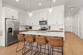 Villa #24 At Bloomington Country Club 4 Bedroom Townhouse