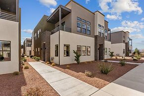 Villa #24 At Bloomington Country Club 4 Bedroom Townhouse